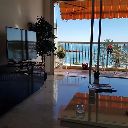 Face A La * Μεντόν